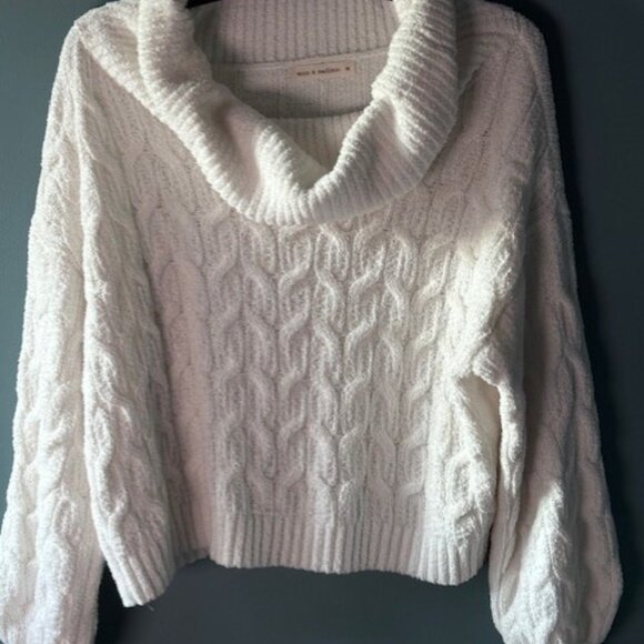 Moon & Madison M White Long Sleeve Cowl Cable Knit Crop Classic Cozy Chic Rib - Picture 3 of 9